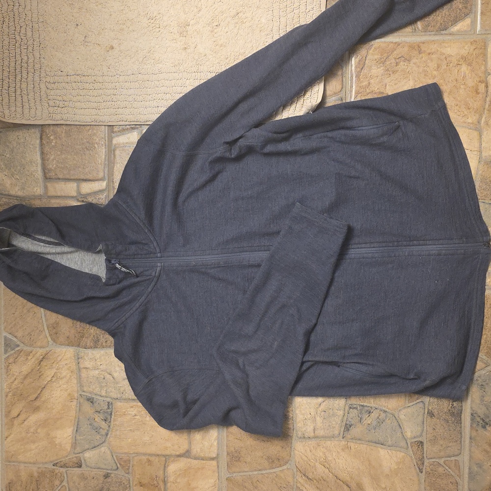 PAKA Breathe Zip Up Hoodie
